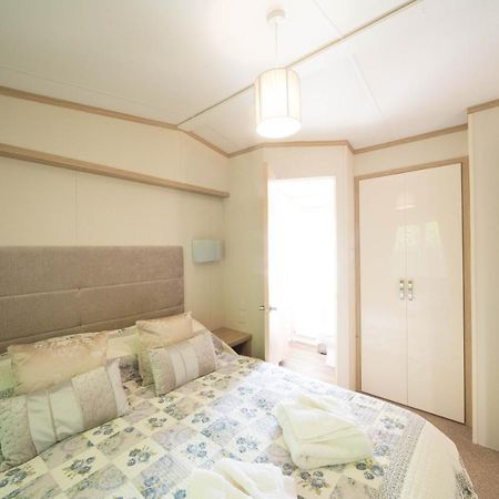 Willow Lodge 斯沃尼奇 外观 照片